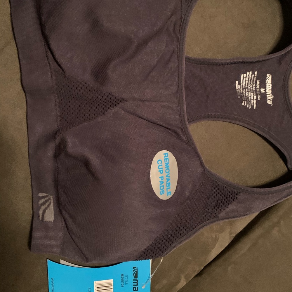 2 Marika sports bras